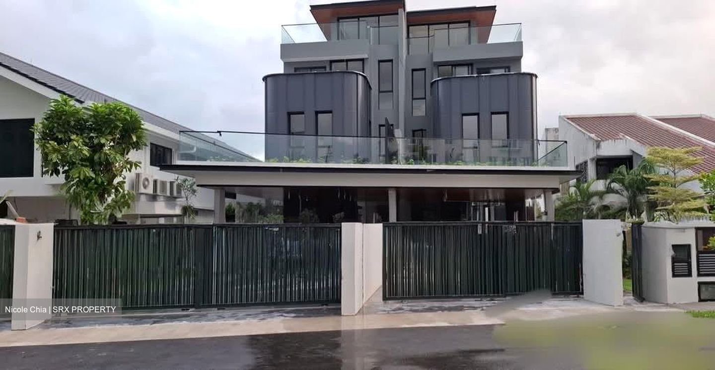 Parry Avenue (D19), Semi-Detached #557393291